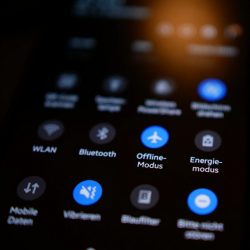 Cara Menggunakan Mode Gelap di Android