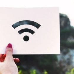 Cara Mempercepat Koneksi WiFi di Android 649x330 1