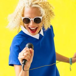 Ilustrasi bernyanyi ISTOCK ratio 2x1 1