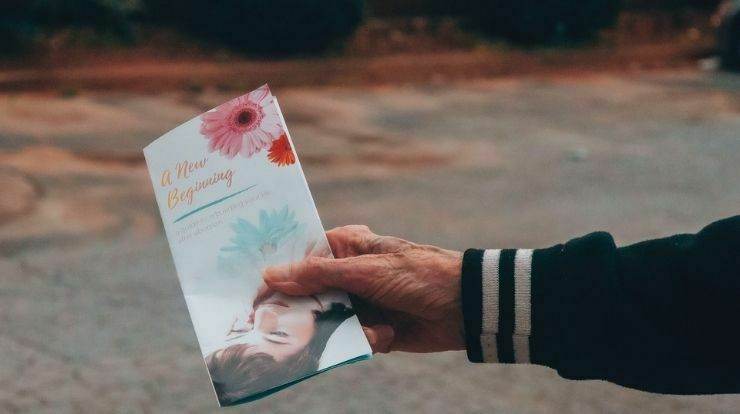 cara membuat pamflet di hp